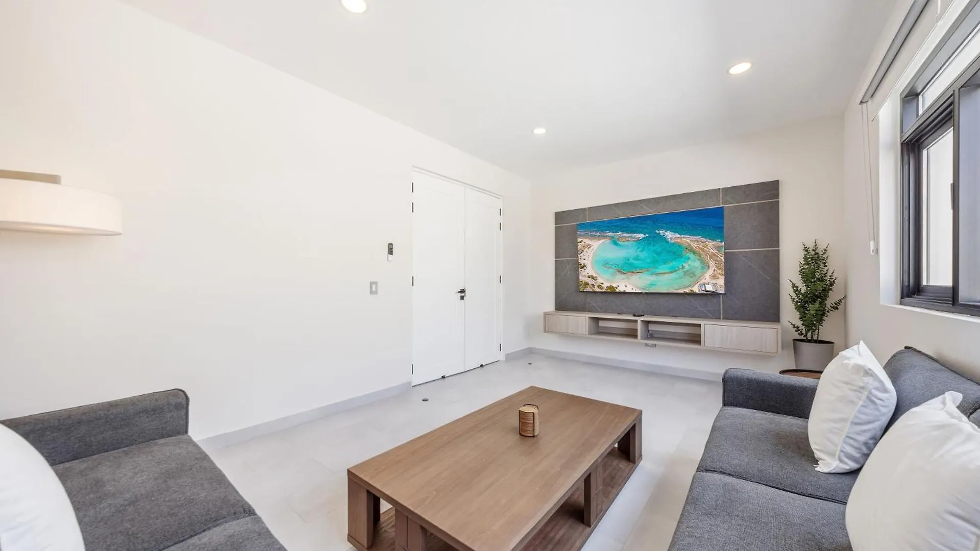 Lux 4Br And 3Ba Villa With Pool Malmokweg 48 By Bocobay Παλμ Μπιτς